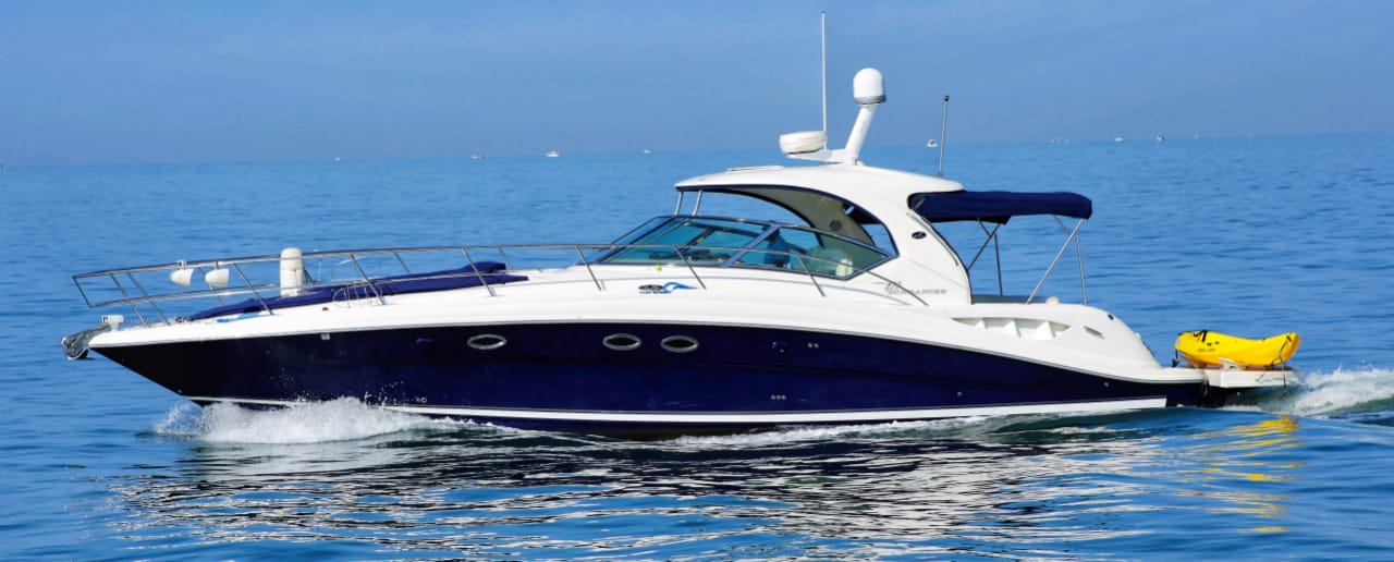 SEA RAY SUNDANCER 42 FEET, 12 Passengers